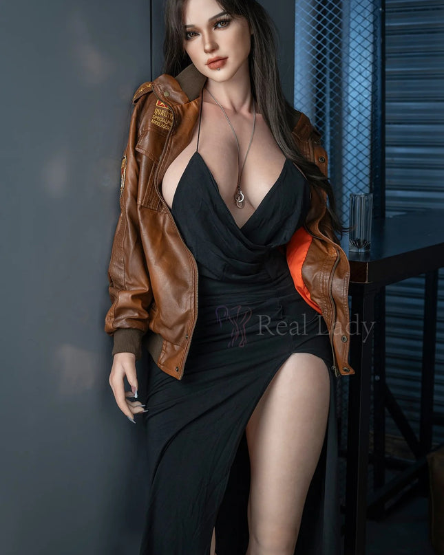 Scarlett: Hot Military Wife Sex Doll