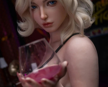 Billie: Club Sex Doll